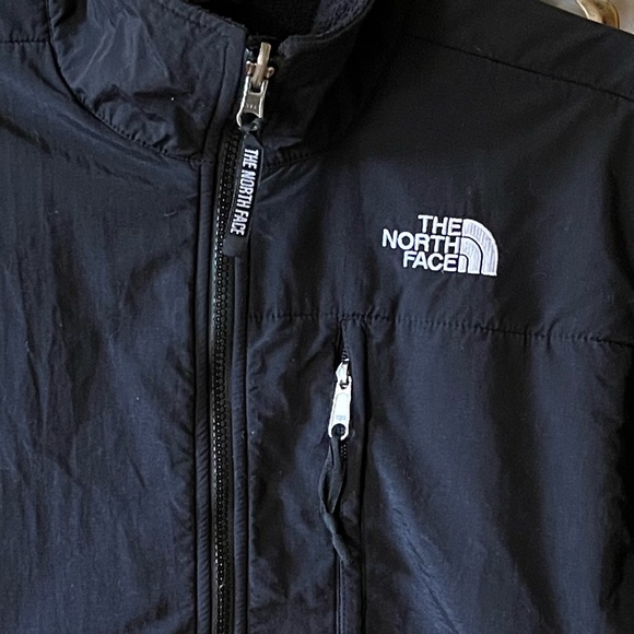 Closet Clearout!! North Face Polartec Jacket - Picture 4 of 5